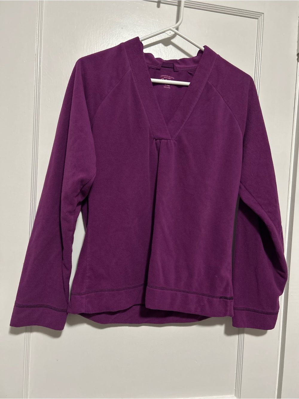 Cabela's Women's Purple V-Neck Fleece Pullover